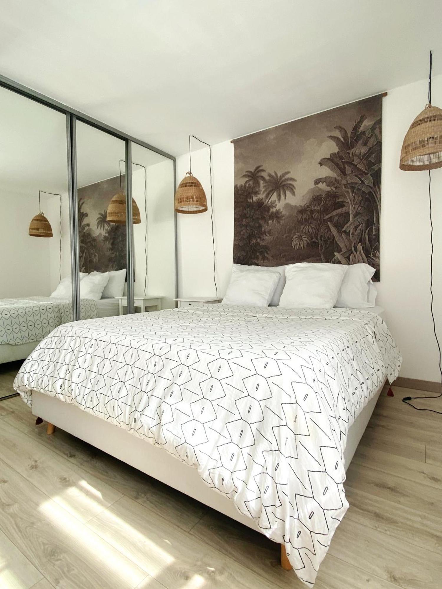Appartement Cosy Et Calme Dugny Esterno foto